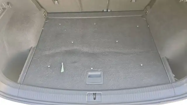 Volkswagen Tiguan view 14