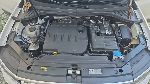 Volkswagen Tiguan view 15