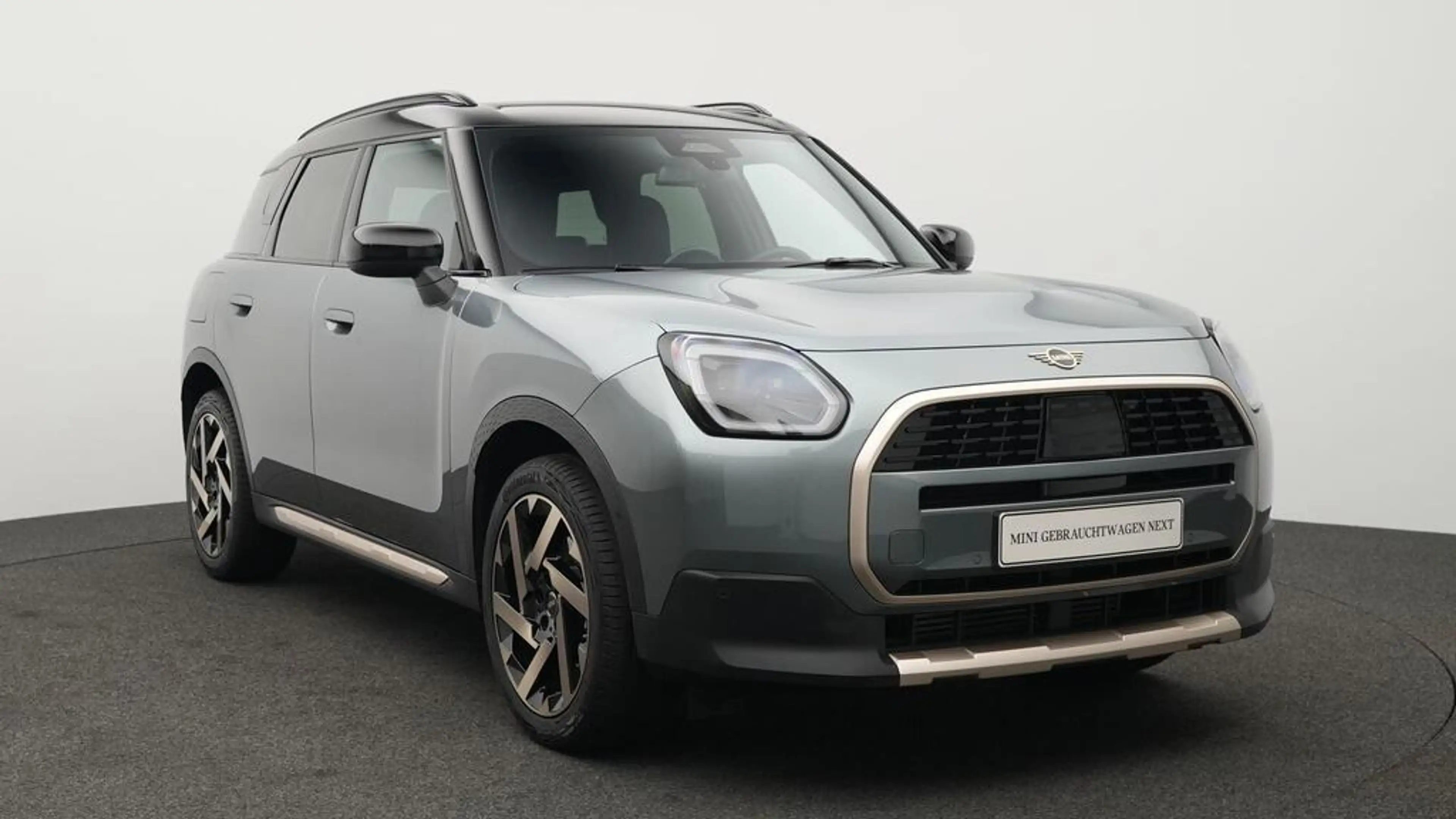 MINI Countryman C Favoured Trim — photo 14