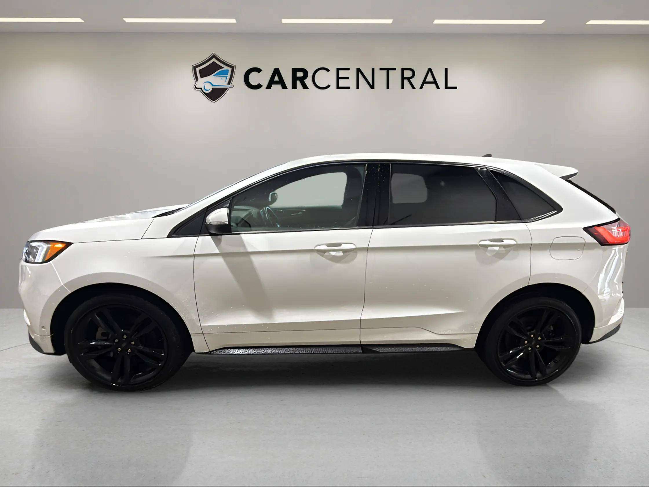 2022 Ford Edge