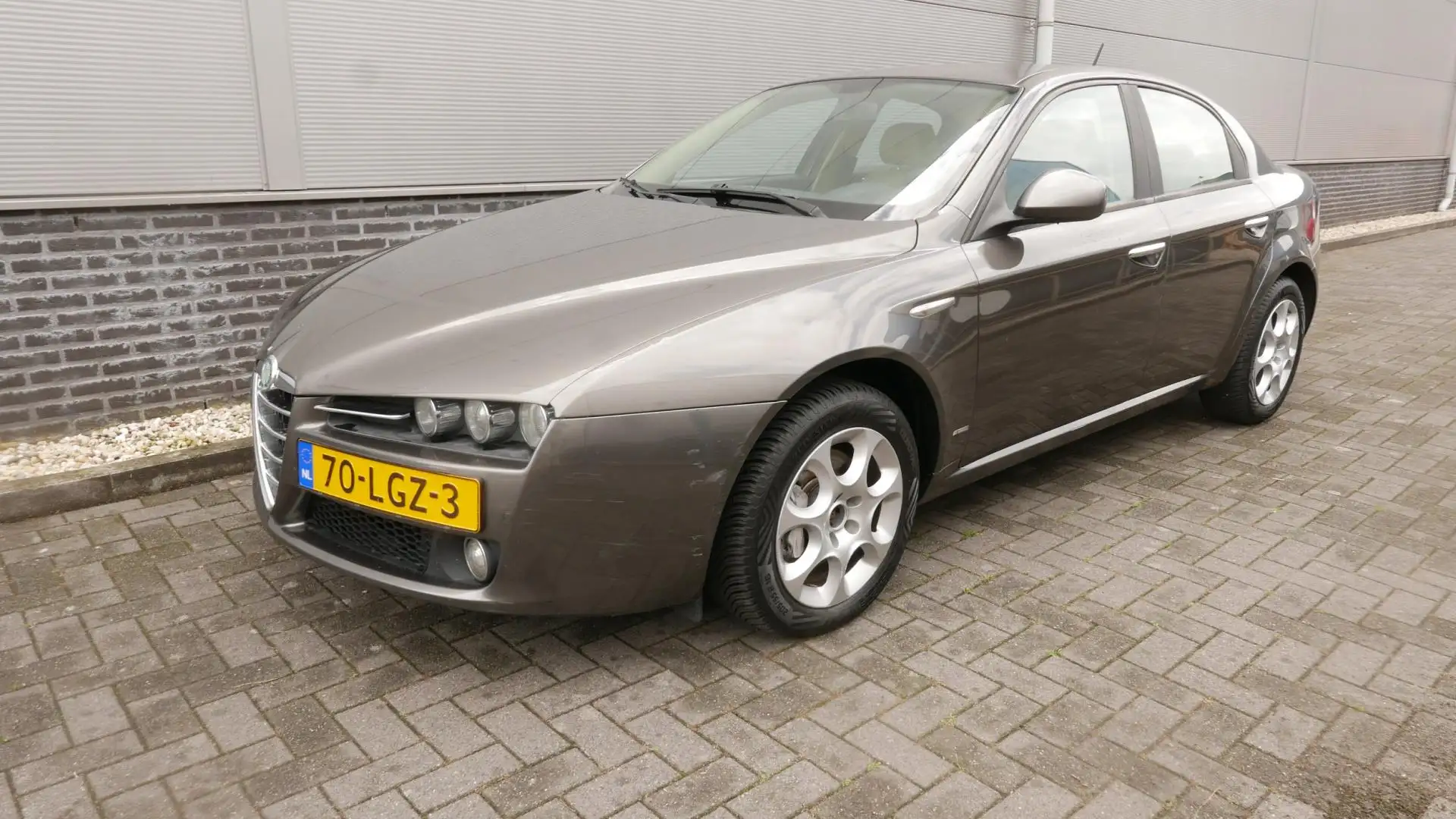 Alfa Romeo 159 1.8 mpi Progression CLIMA,LEER. Grijs - 2