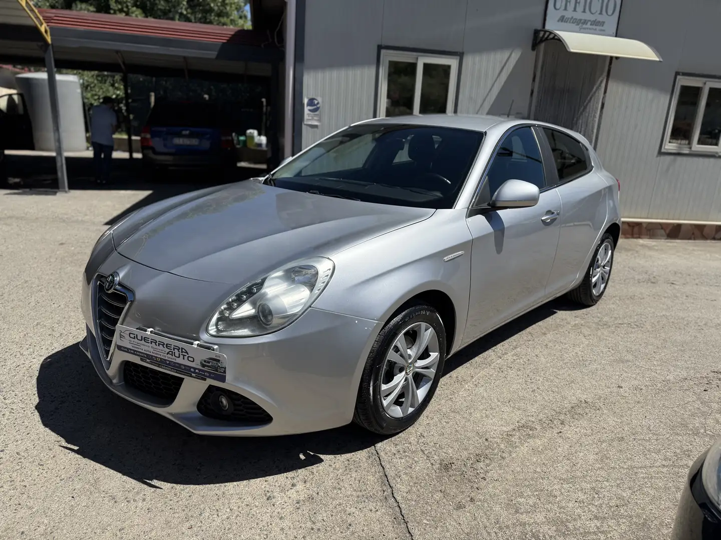 Alfa Romeo Giulietta 1.6 jtdm(2) Distinctive - 1