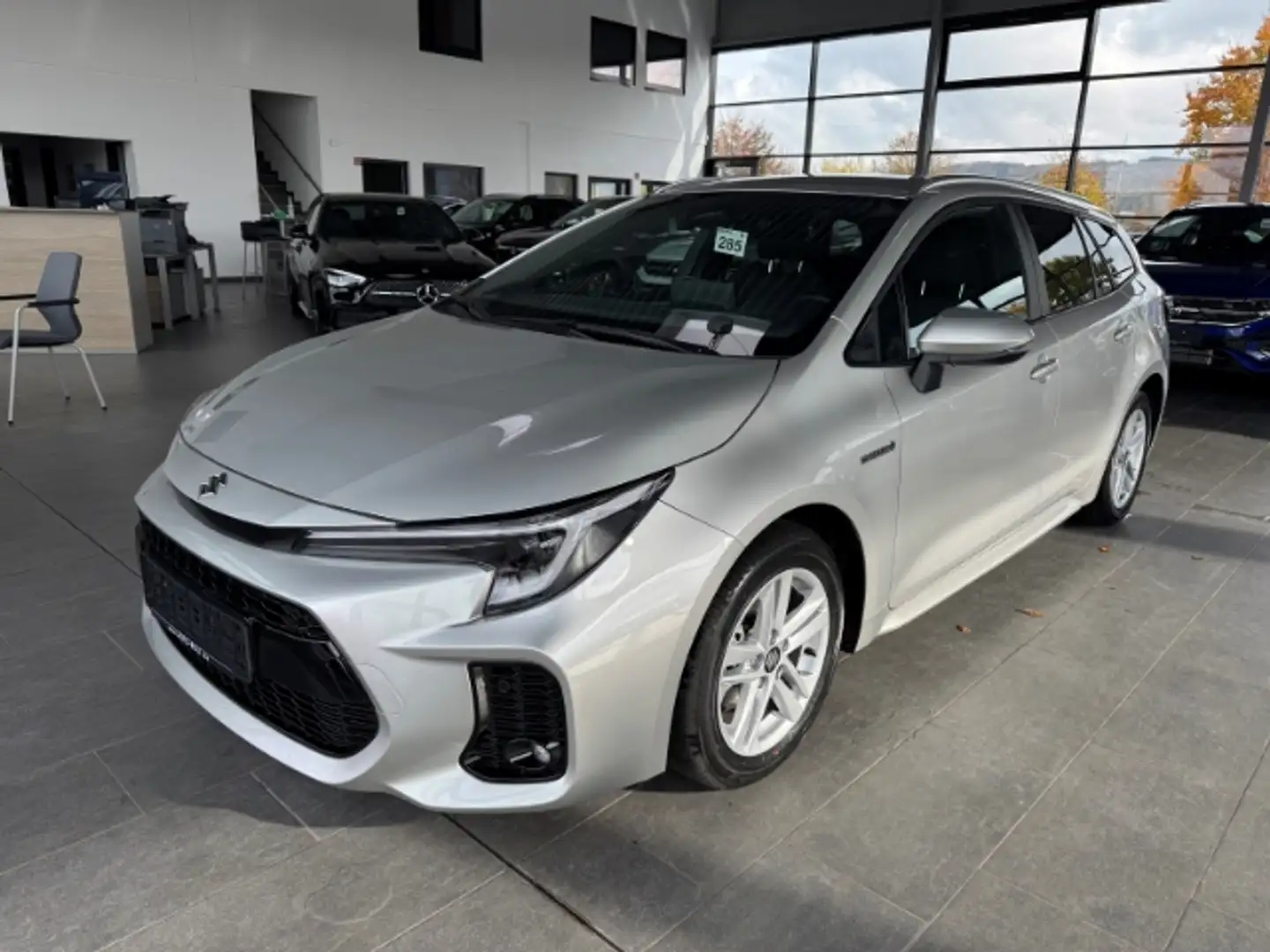 Suzuki Swace 1.8 Hybrid Comfort+ Navi LED Kamera ACC SitzHZG Ca Argent - 1