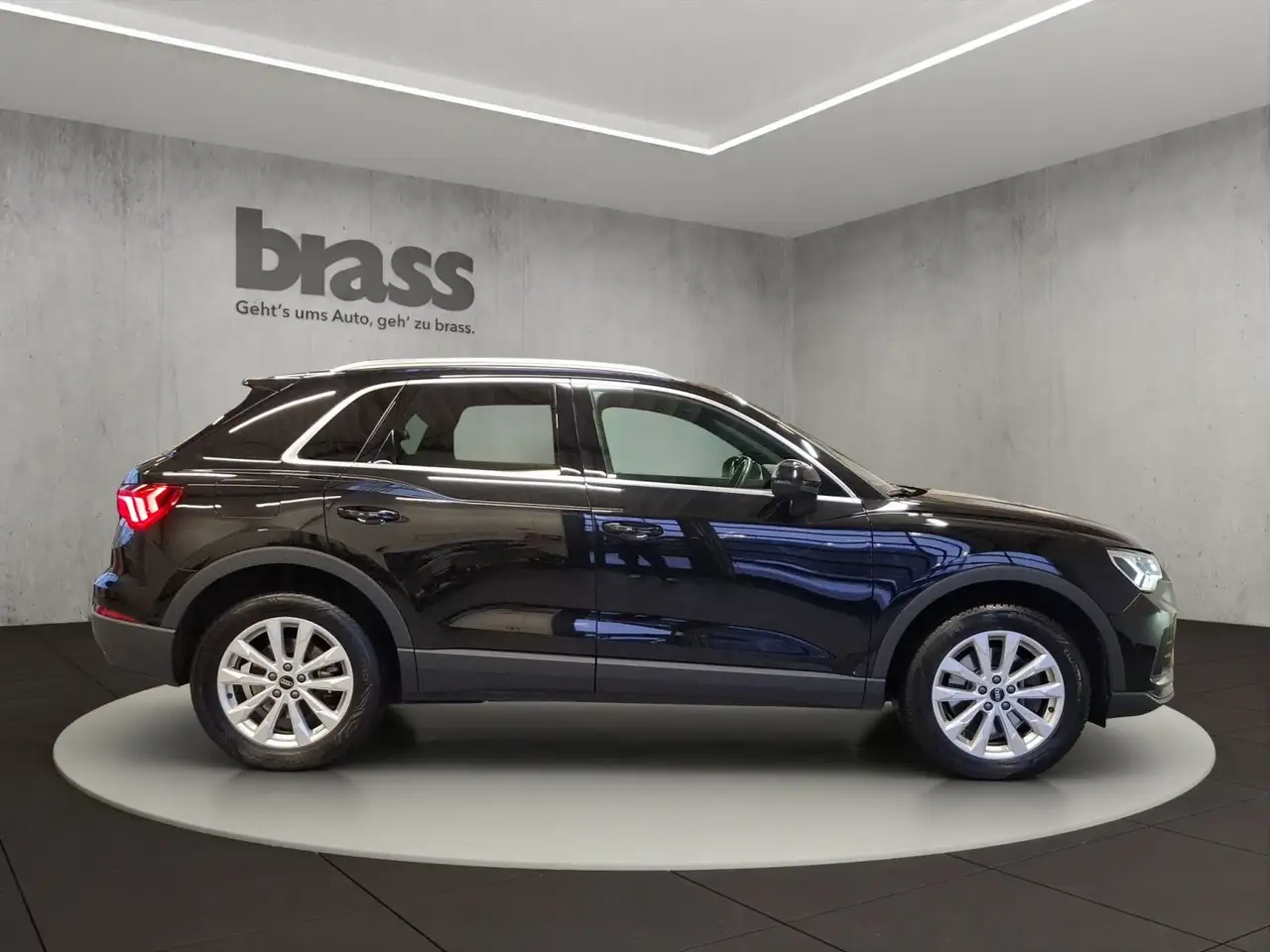 Audi Q3 45 e 180(245) kW(PS) S tronic 6