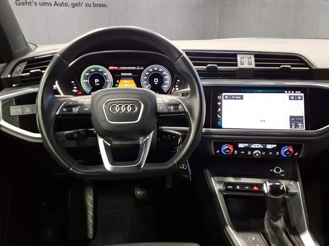 Audi Q3 45 e 180(245) kW(PS) S tronic 14