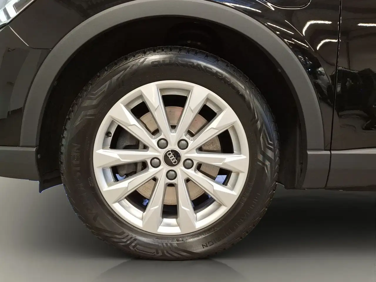 Audi Q3 45 e 180(245) kW(PS) S tronic 19