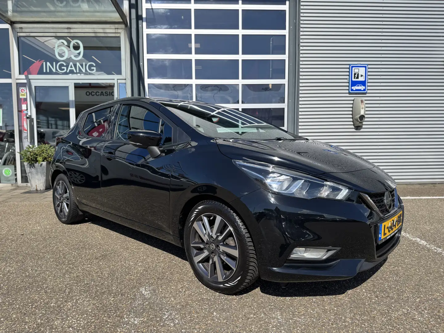 Nissan Micra 1.0 IG-T N-Connecta Automaat Zwart - 2
