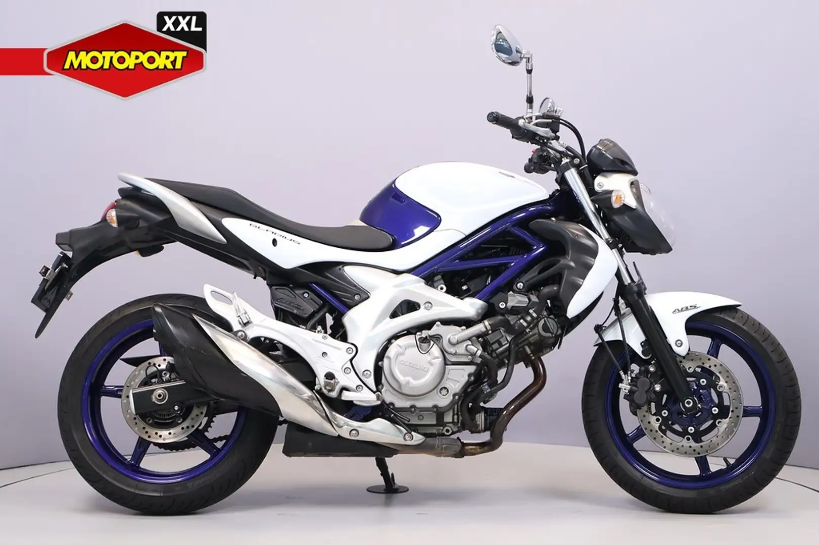 Suzuki GLADIUS Blanco - 1