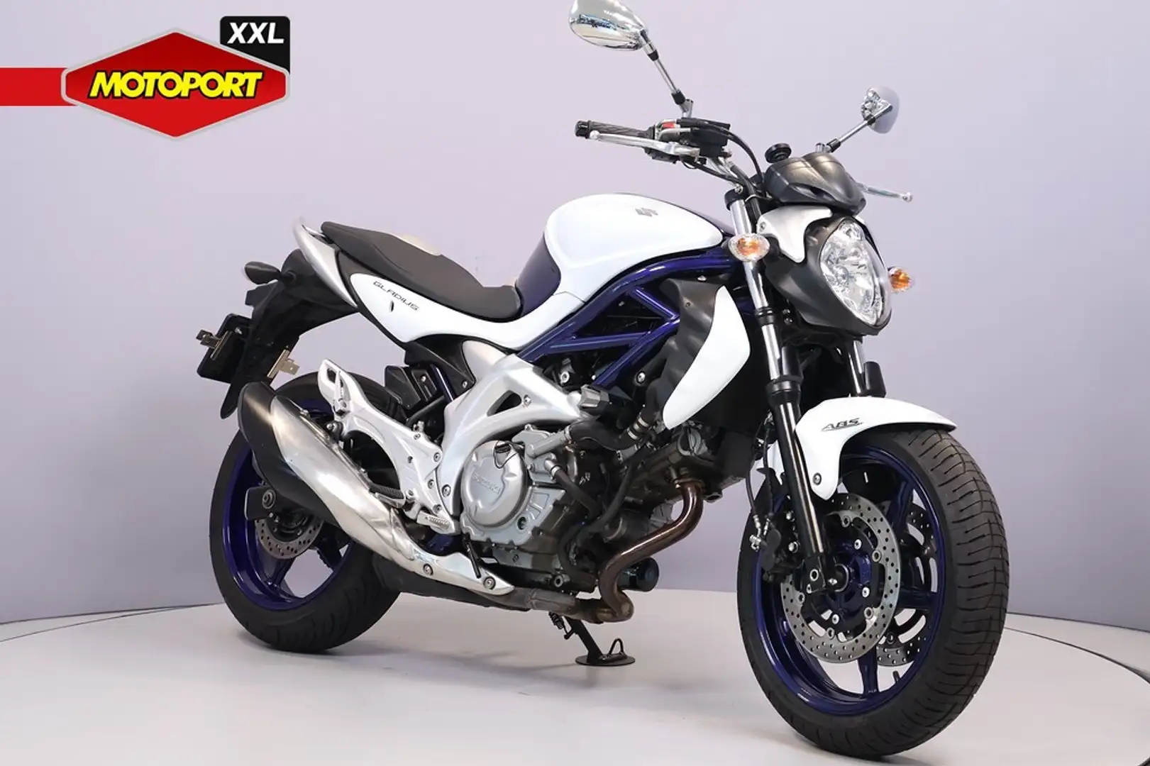Suzuki GLADIUS Blanco - 2