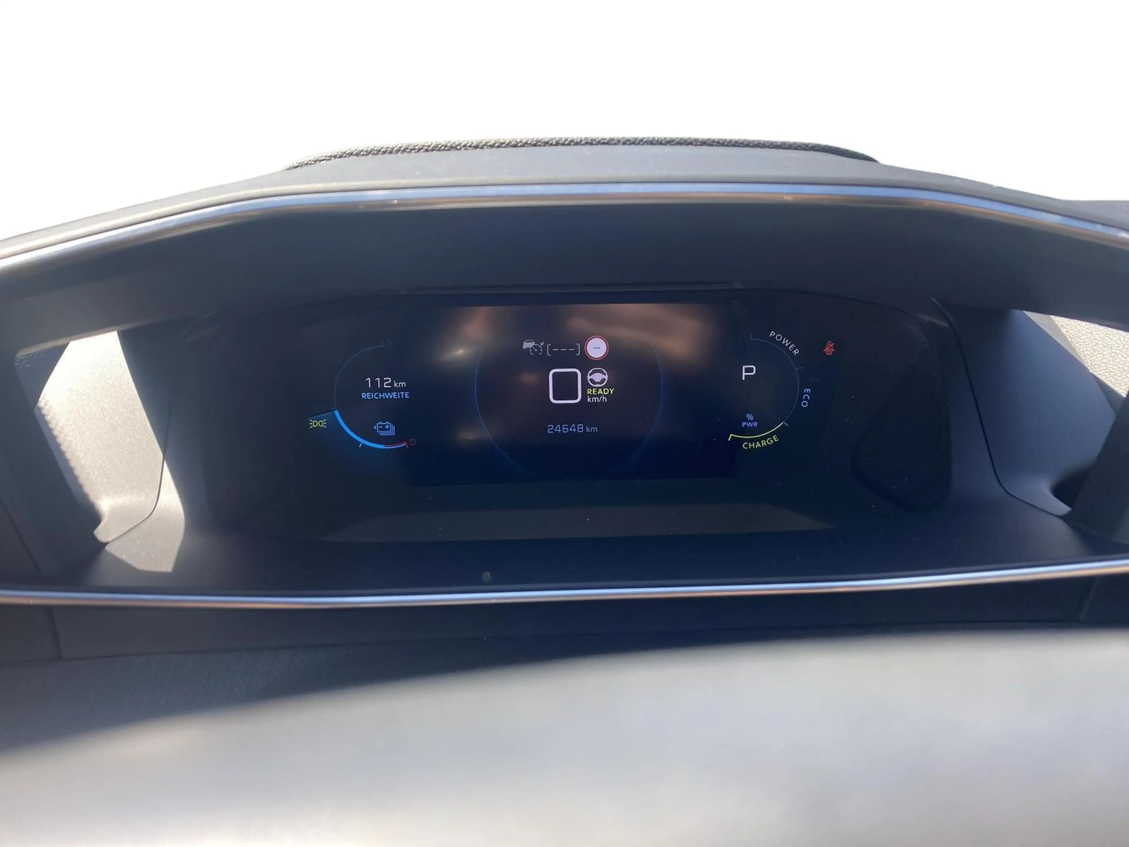Peugeot e-208 GT 136 50 kWh — photo 10
