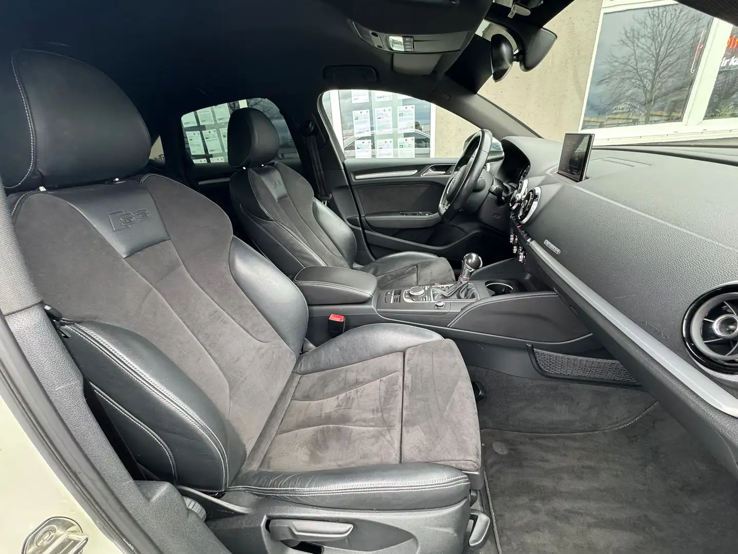 Audi S3 S3 SB 2,0 TFSI quattro S-tronic - 2