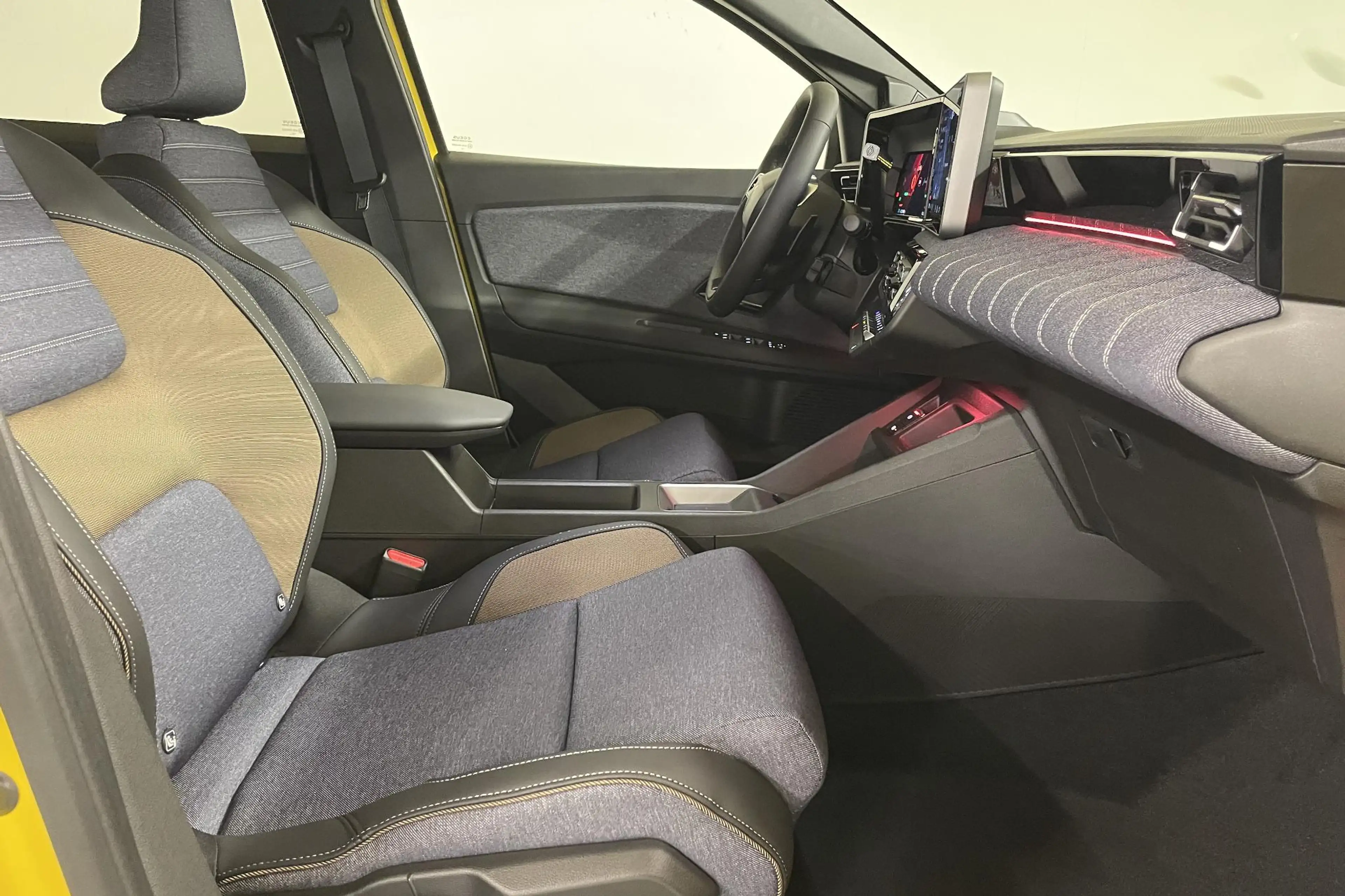 Renault R 5 comfort range techno 52 kWh | Pack Winter | 18" Ch — photo 11