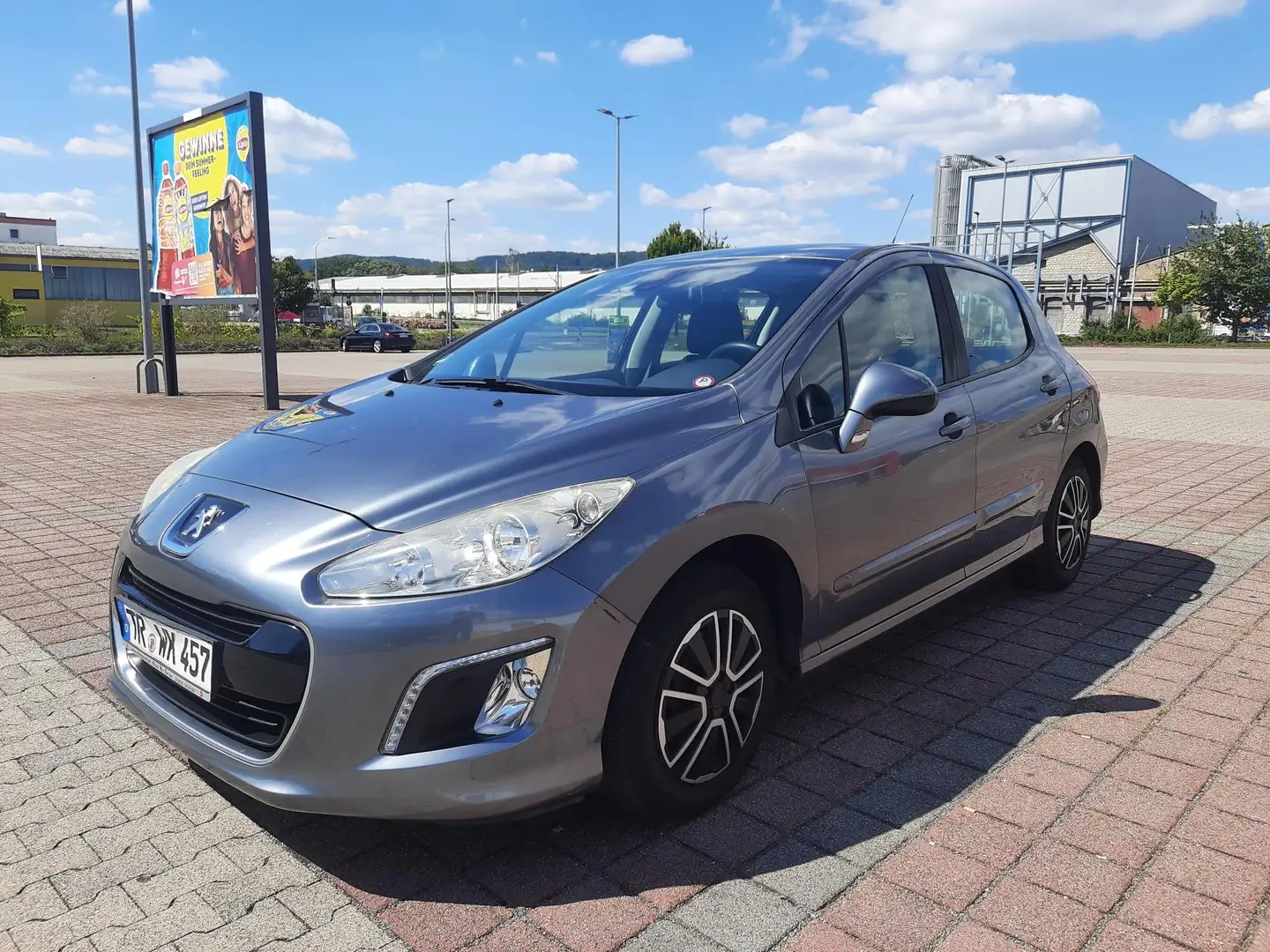 Peugeot 308 308 120 VTi Access Grau - 1