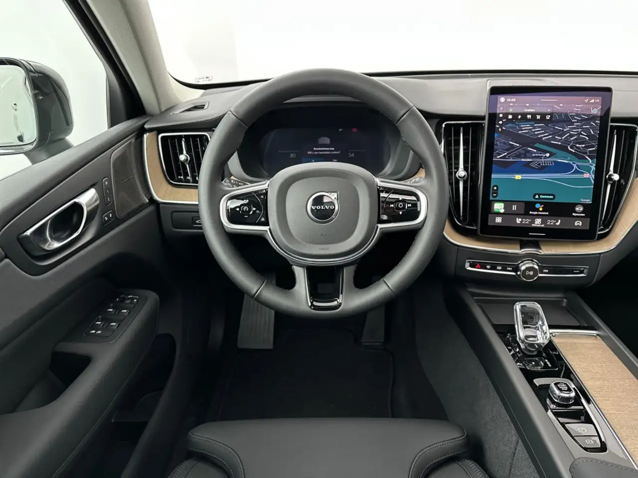 Volvo XC60 2026 — фото 16