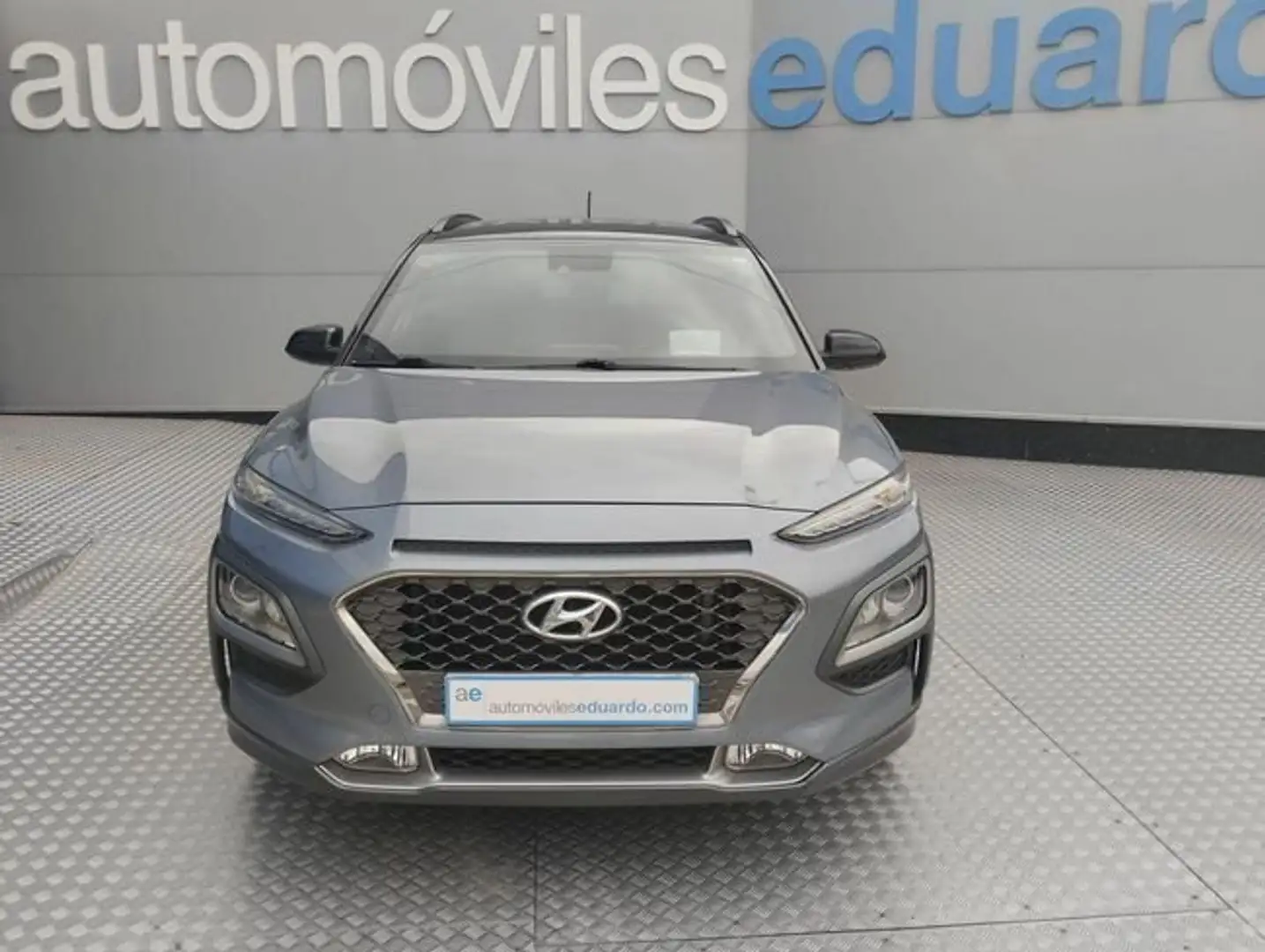 Hyundai KONA 1.0 TGDI Klass 4x2 Grijs - 2
