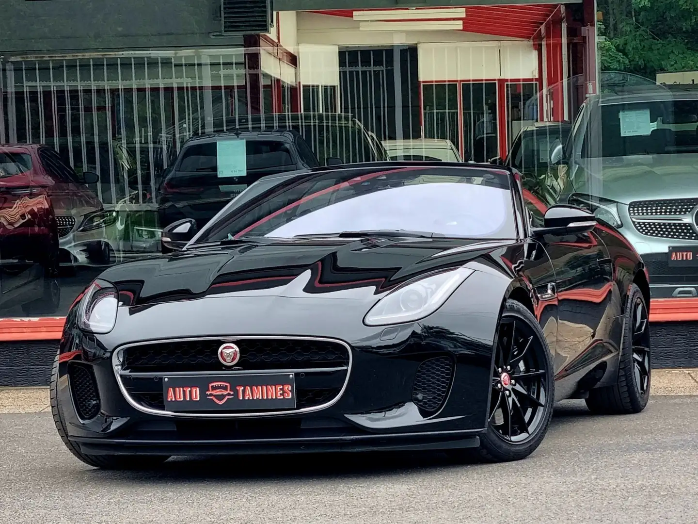 Jaguar F-Type F-Type Cabriolet 2.0 i / 55.000 Km / 300 Cv / Full Noir - 1