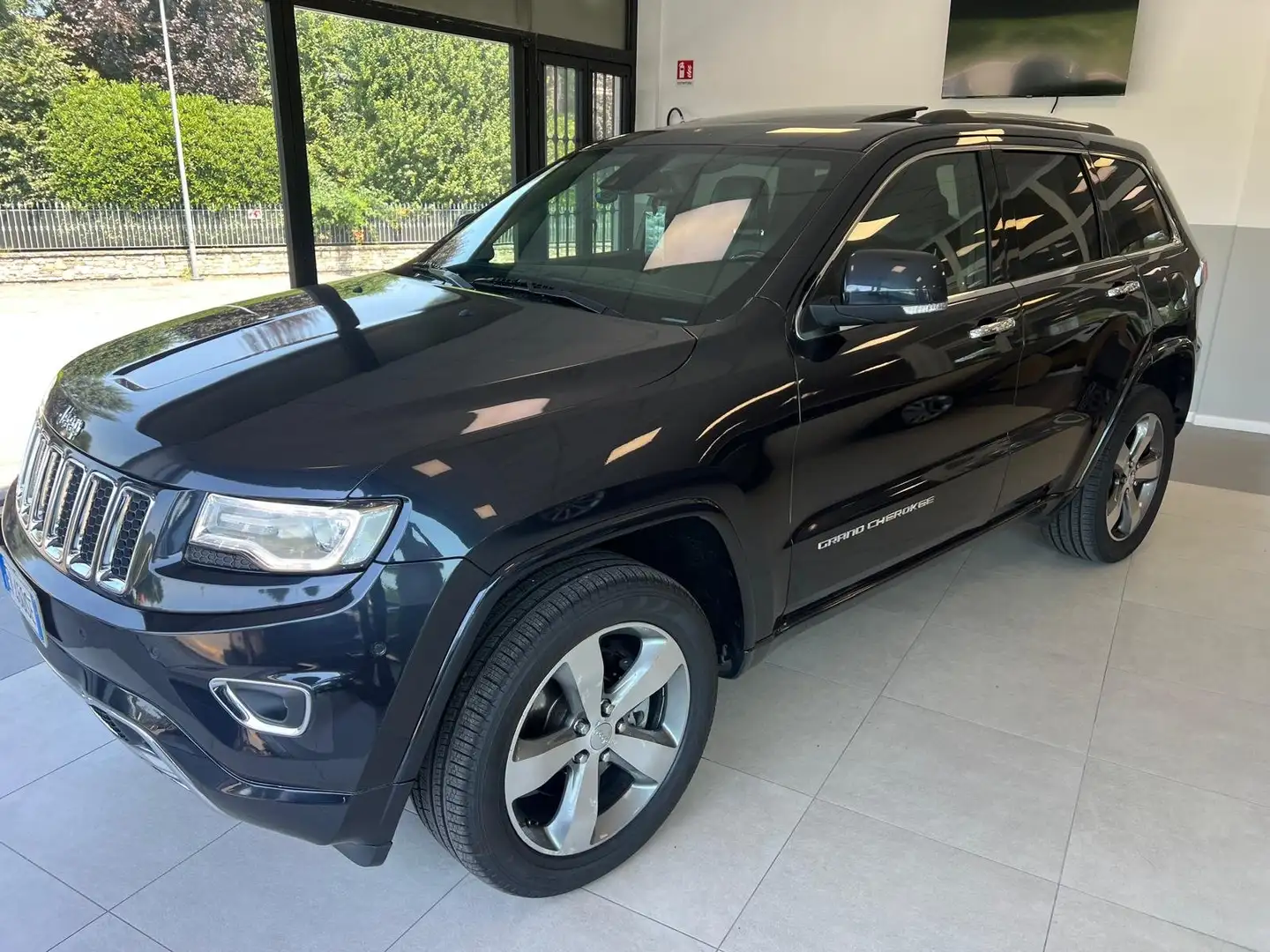 Jeep Grand Cherokee IV 3.0 crd (mjt II) V6 Overland 250cv *4X4*TETTO* Grigio - 1