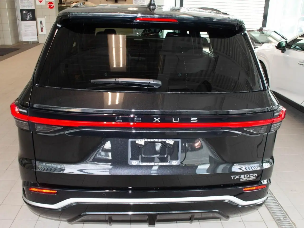 Lexus TX снимка Lexus TX