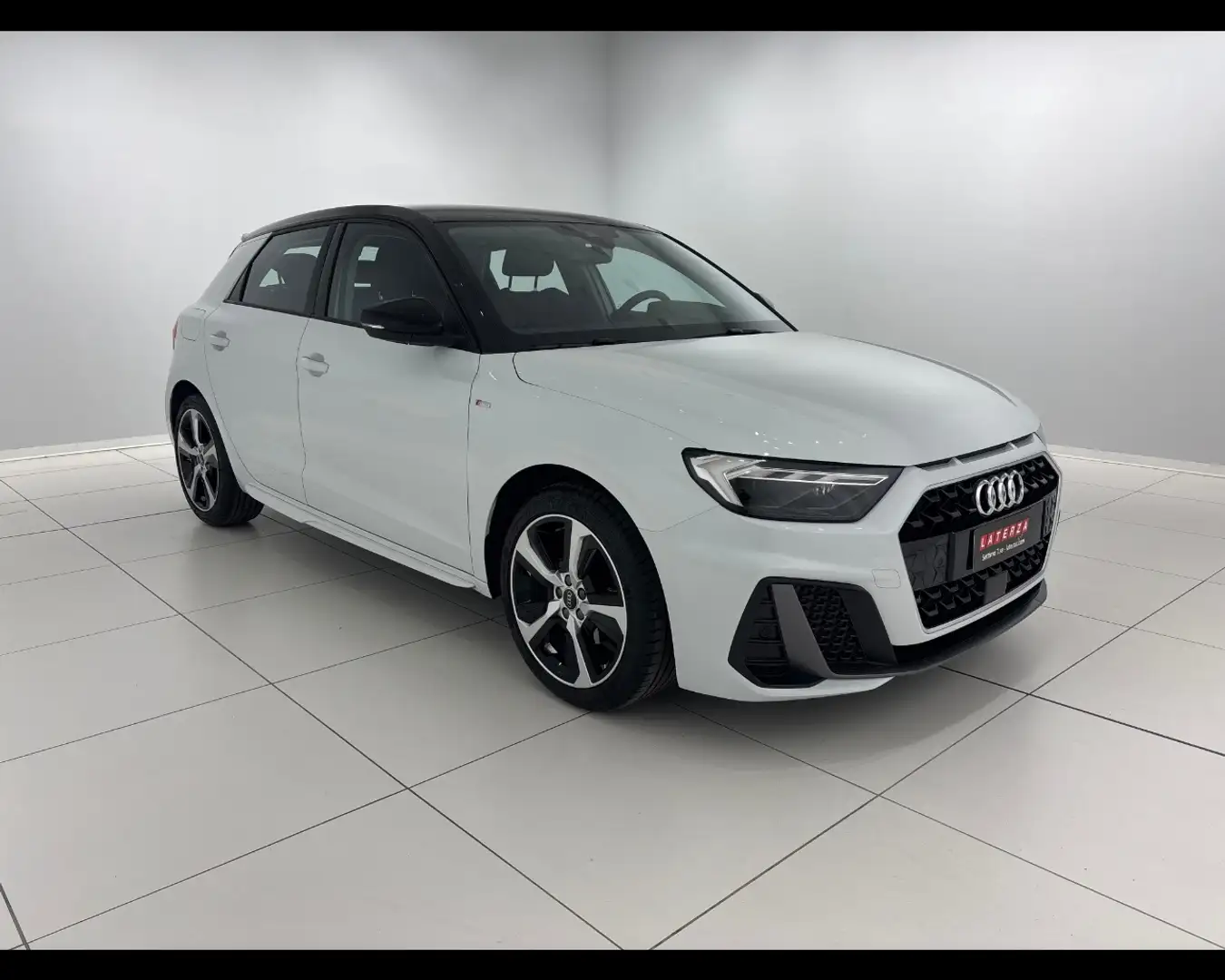 Audi A1 Sportback 30 1.0 tfsi S line edition 116cv Blanc - 1