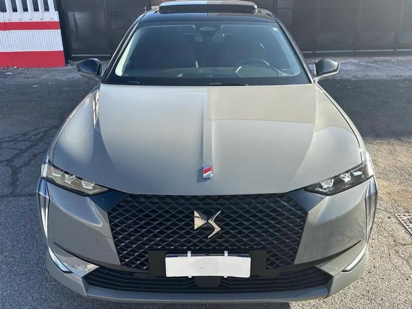 DS Automobiles DS 4 DS4 1.6 puretech Performance Line+ 180cv auto Grau - 2