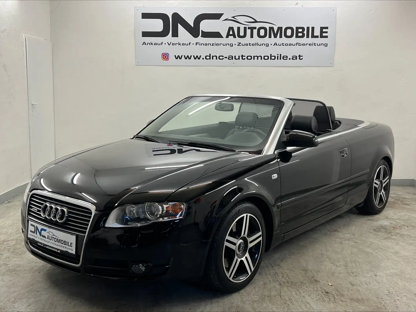 Audi A4 Cabriolet 3,0 TDI V6 quattroDPF Tiptronic*AHK*SHZ* Schwarz - 1