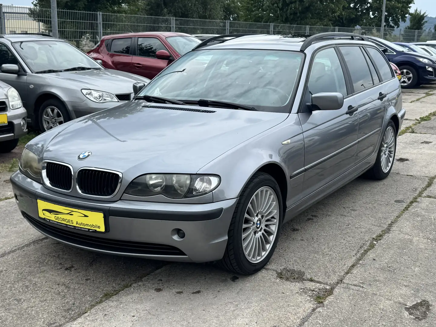 BMW 318 318i touring Edition Sport Grau - 1