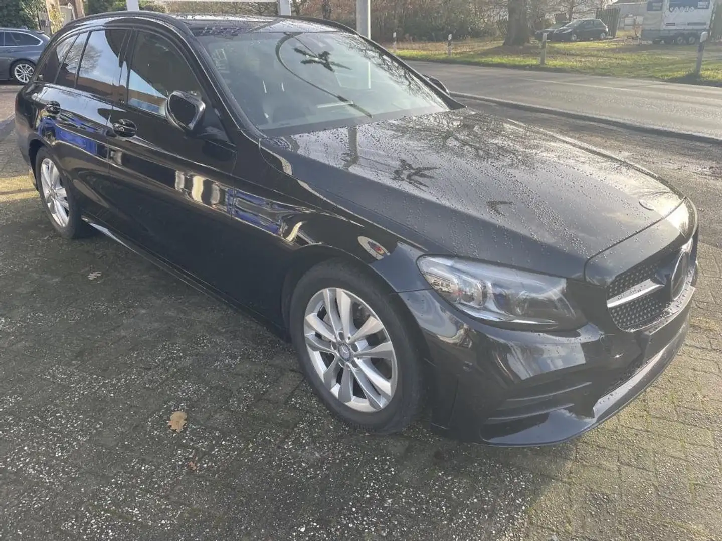 Mercedes-Benz C 220 C 220 T AMG Line Leder Alcantara Schiebedach 8-fac Noir - 1