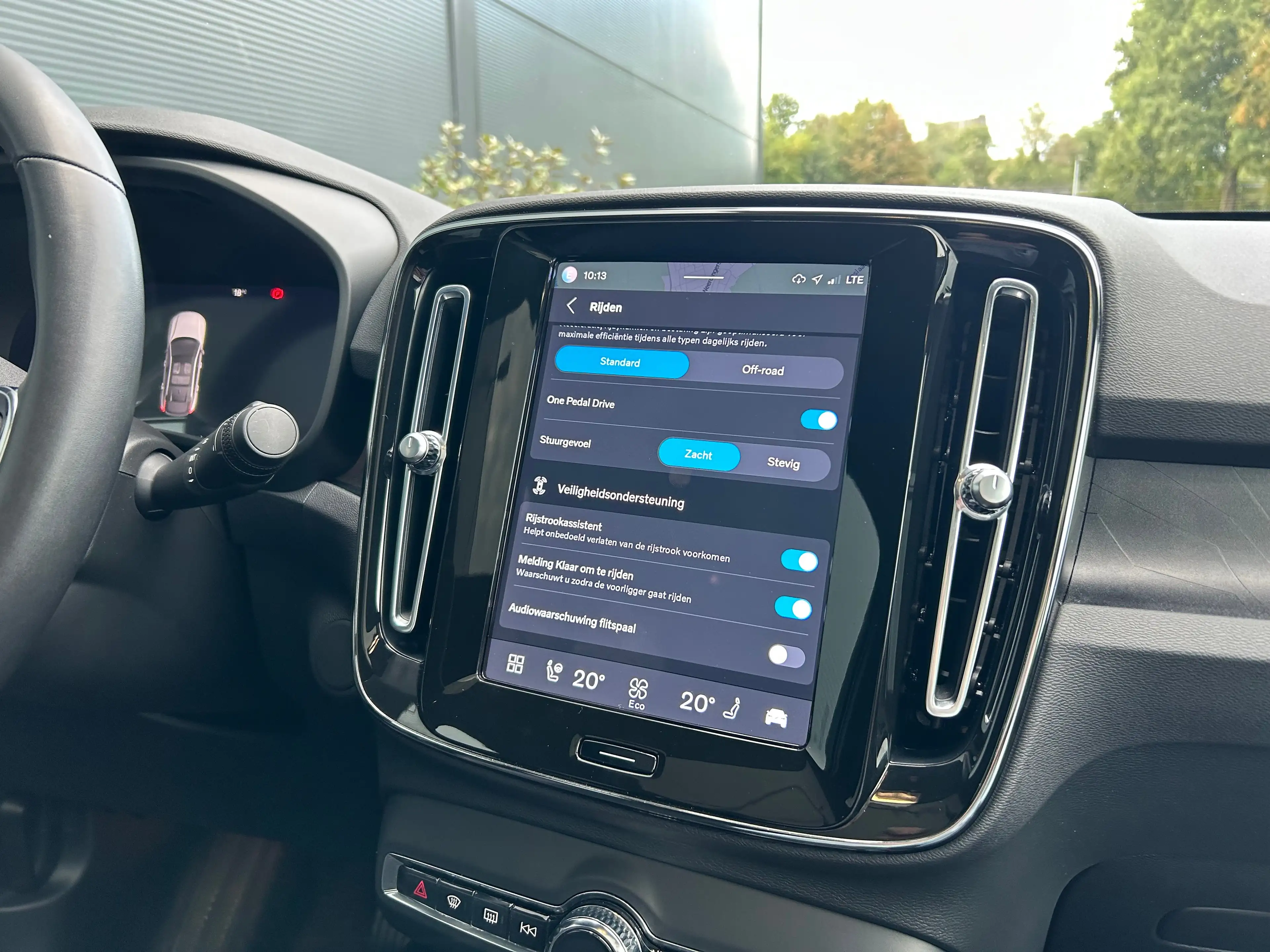 Volvo C40 Recharge Ultimate 69 kWh | Harman/Kardon | SoH 95% — photo 28