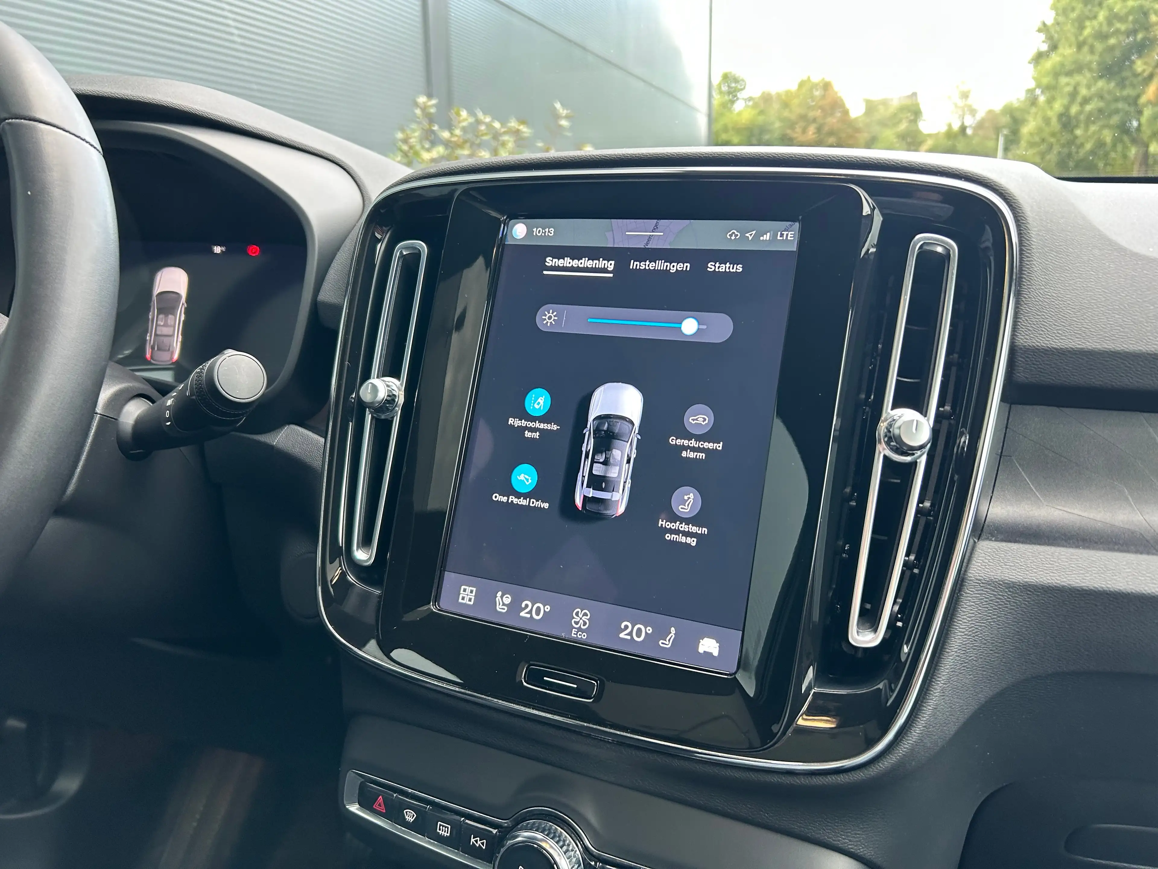 Volvo C40 Recharge Ultimate 69 kWh | Harman/Kardon | SoH 95% — photo 25