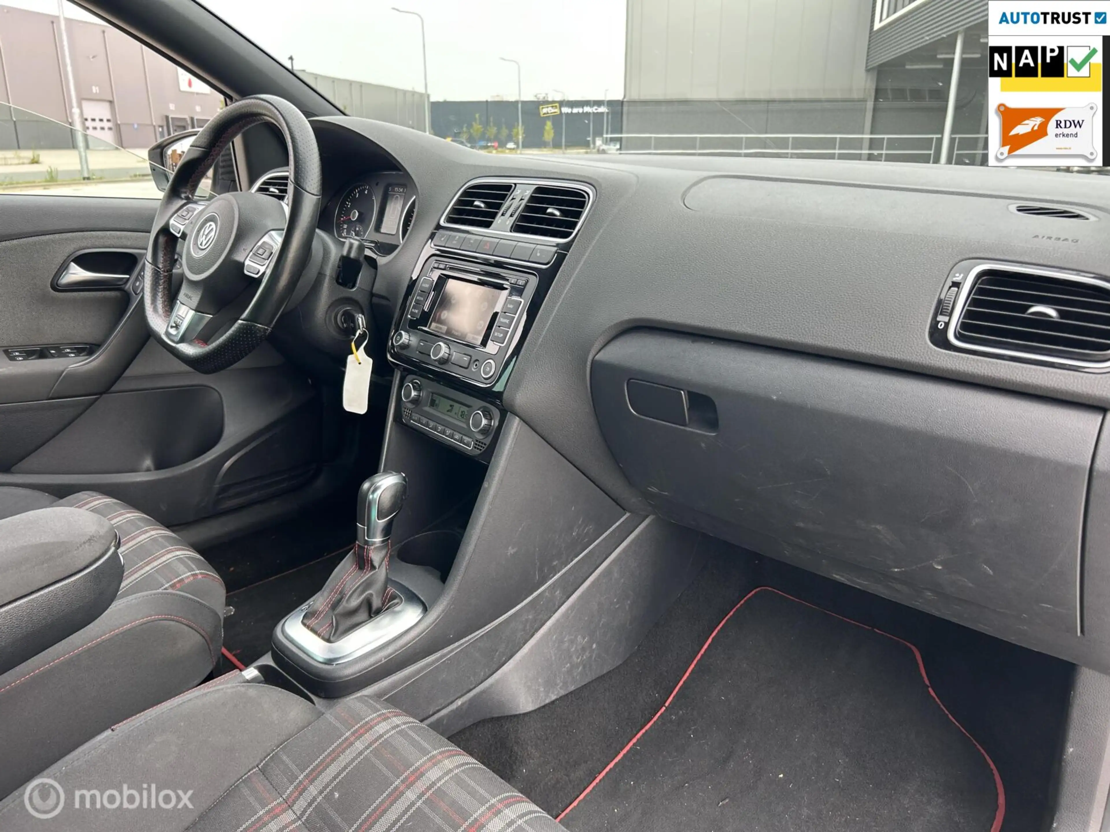 Volkswagen Polo GTI 1.4 TSI GTI|DSG|XENON|CRUISE CONTR| — photo 11