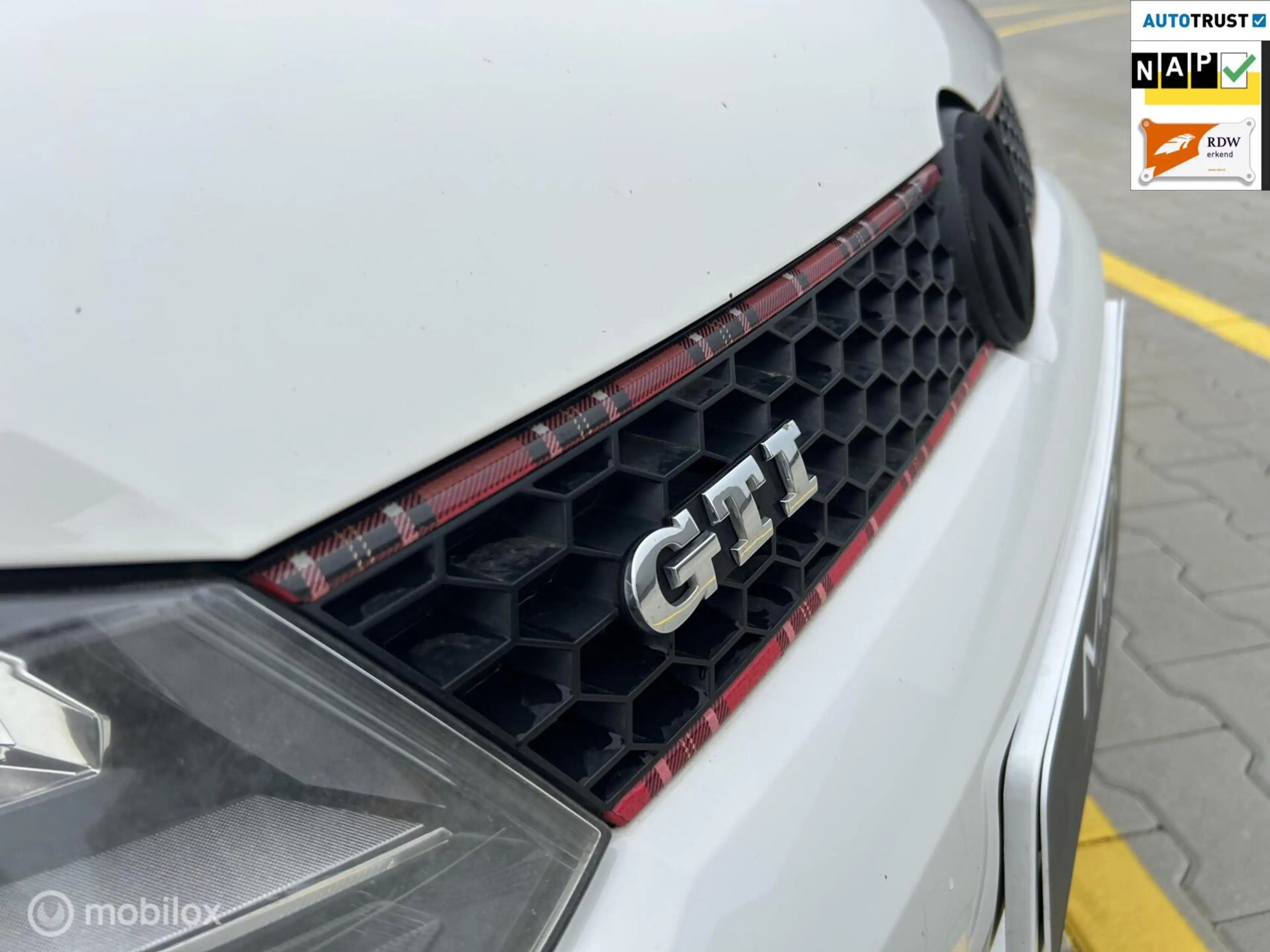 Volkswagen Polo GTI 1.4 TSI GTI|DSG|XENON|CRUISE CONTR| — photo 10