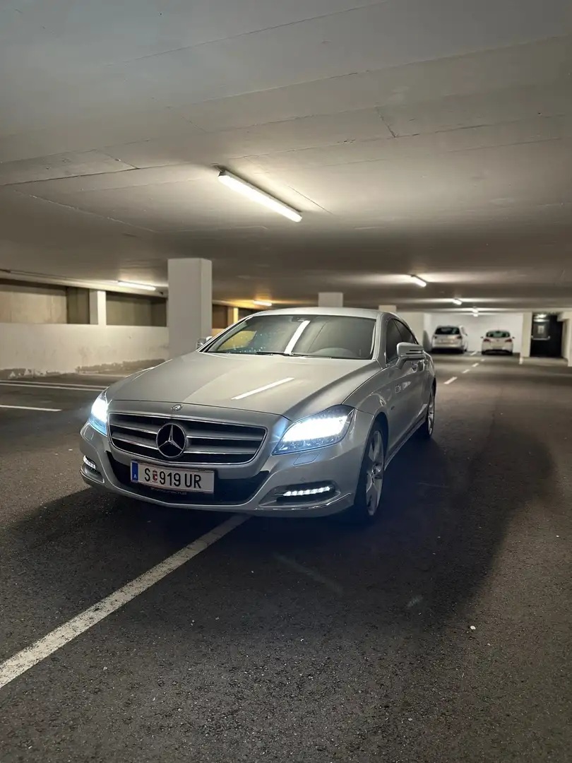 Mercedes-Benz CLS 350 CDI BlueEfficiency Aut. DPF Zilver - 1