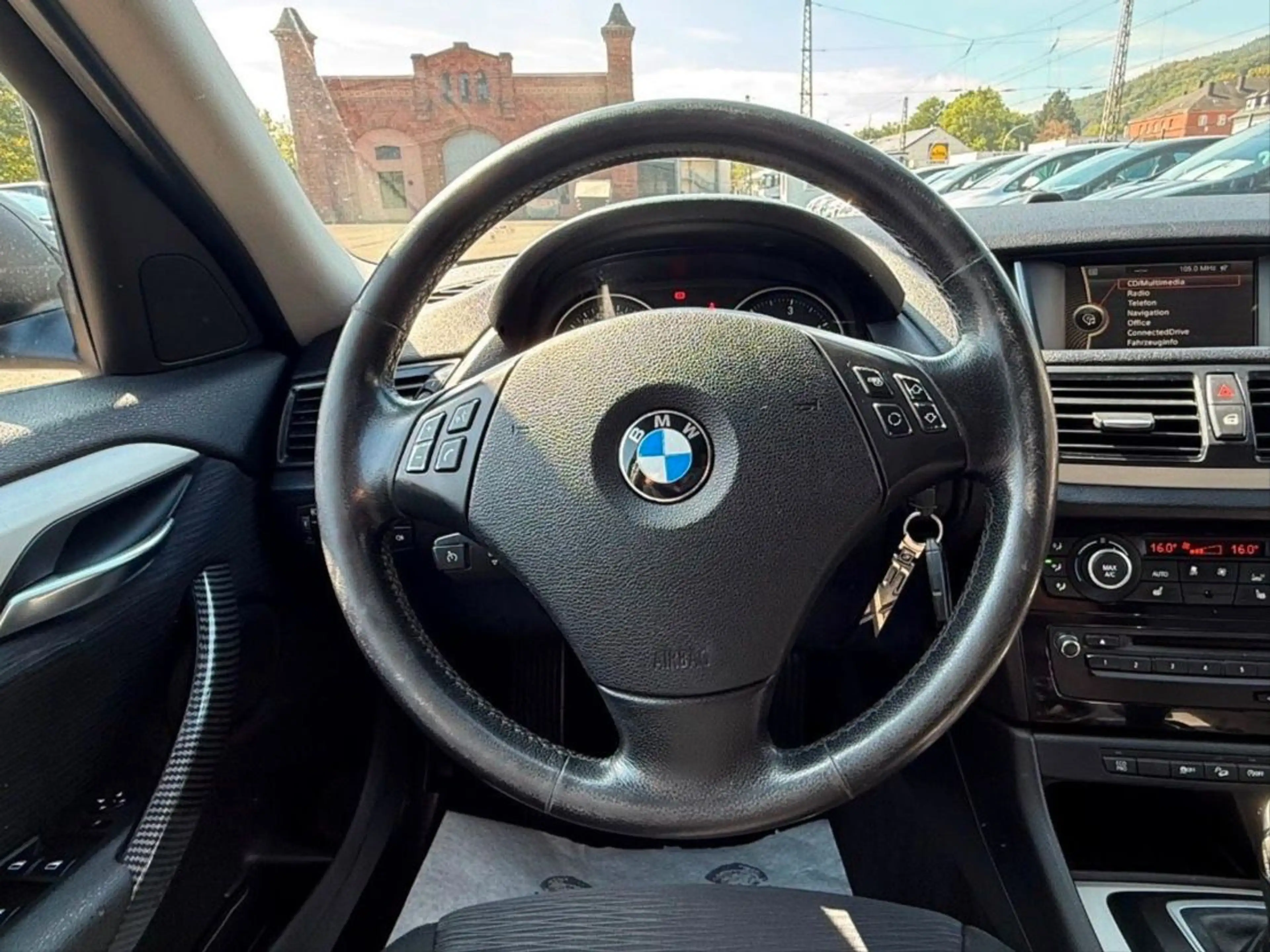 BMW X1 xDrive 18d! Automatik! Tempomat! — photo 12