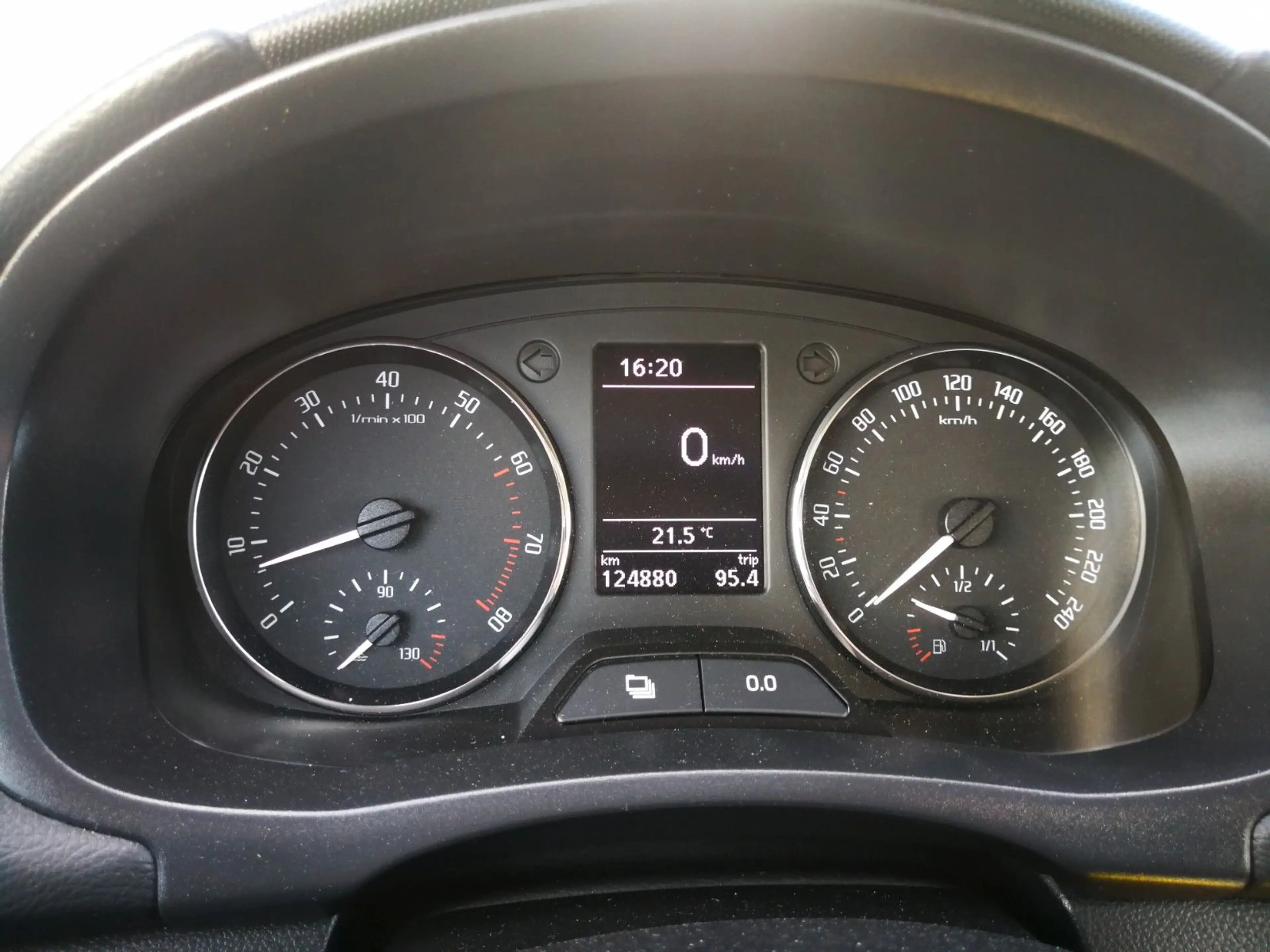 Skoda Roomster ROOMSTER AMBITION 105PS AHK NAVIGATION — photo 17