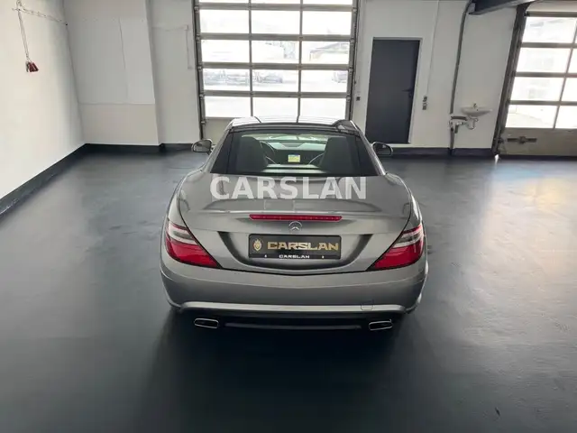 Mercedes-Benz SLK view 14