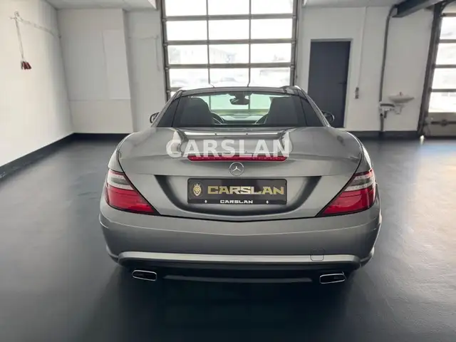 Mercedes-Benz SLK view 11