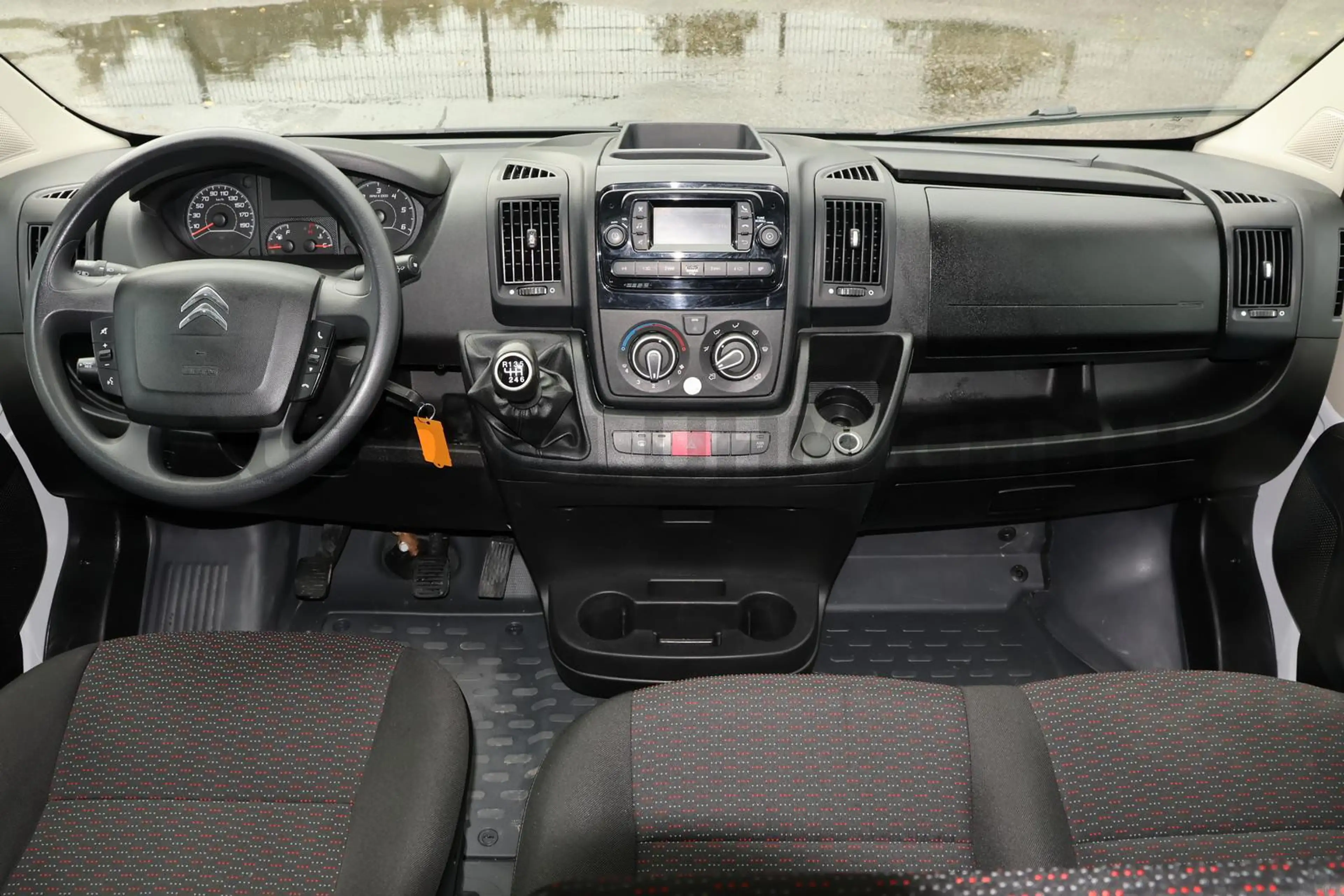 Citroen Jumper 35 B-HDi Doka L2 + AHK 2,5T 7-Sitze Klima — photo 14