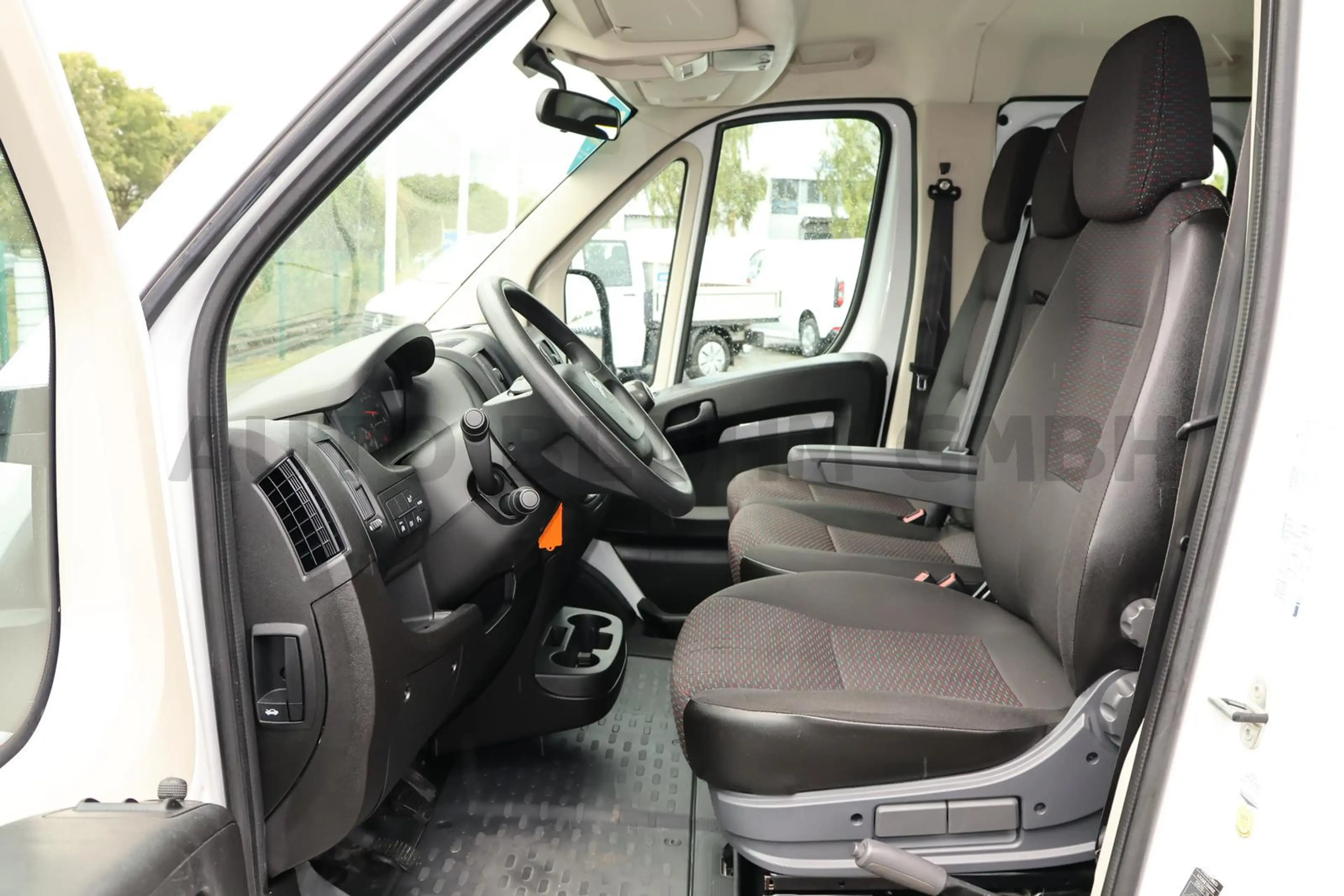 Citroen Jumper 35 B-HDi Doka L2 + AHK 2,5T 7-Sitze Klima — photo 12