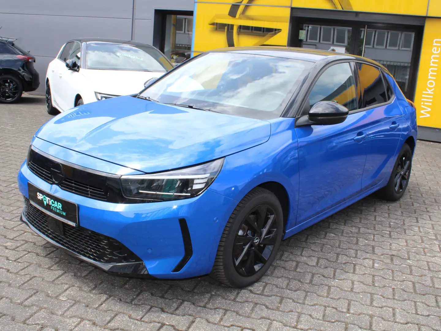 Opel Corsa GS Blau - 1