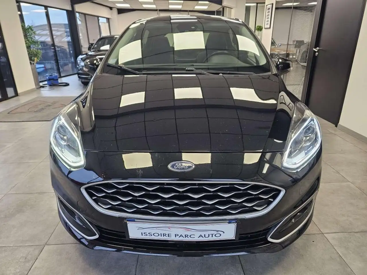 Ford Fiesta 5 portes — photo 2