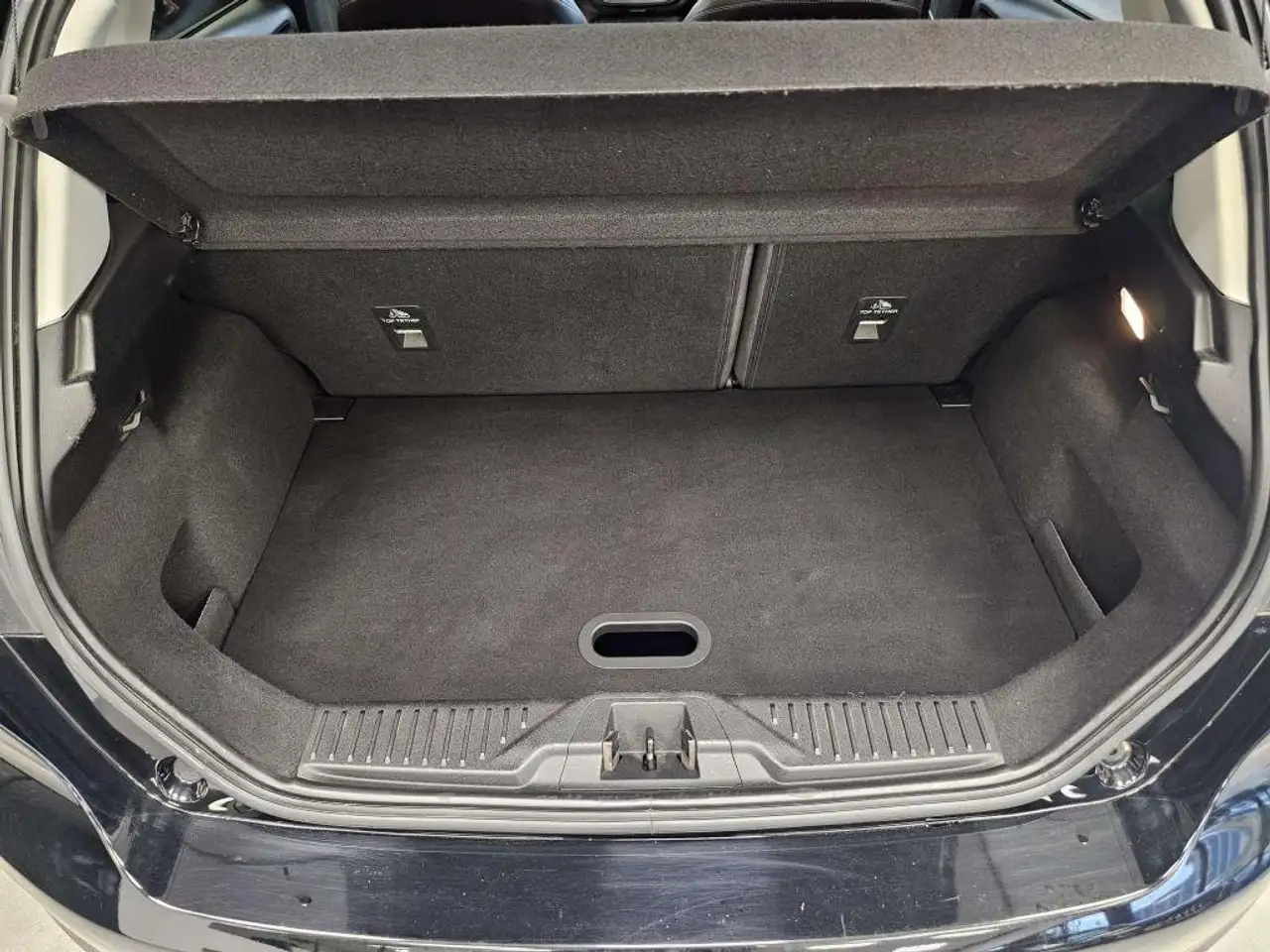 Ford Fiesta 5 portes — photo 39