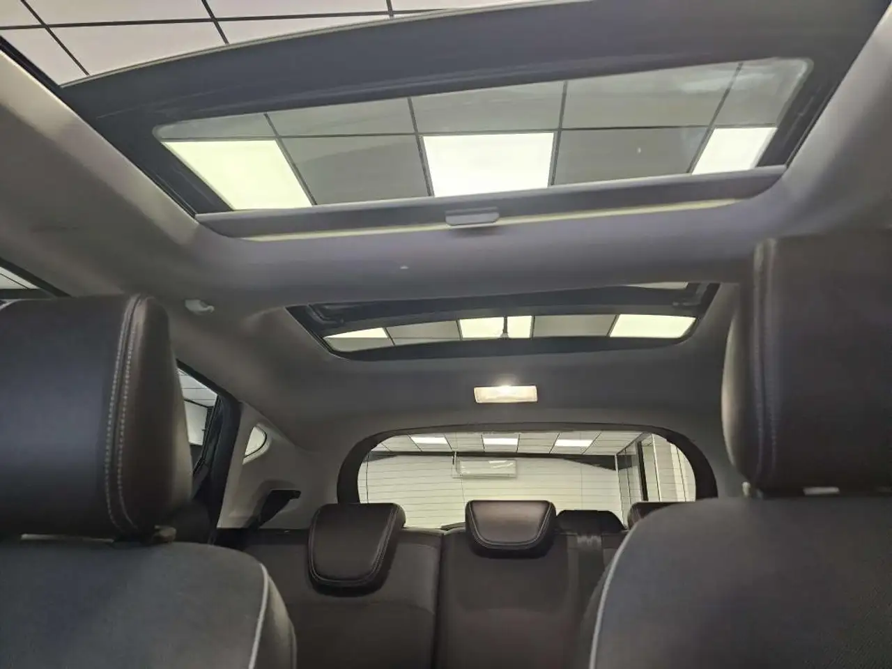 Ford Fiesta 5 portes — photo 32