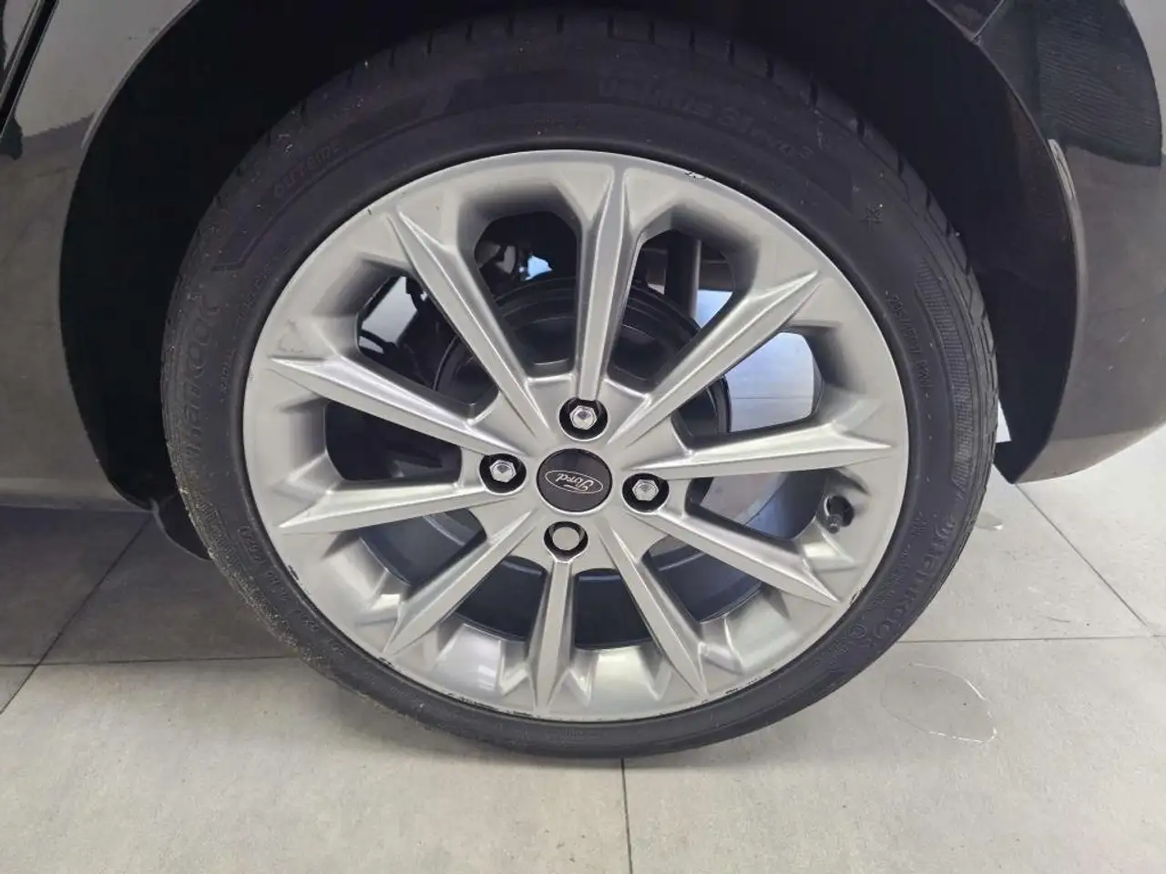 Ford Fiesta 5 portes — photo 36