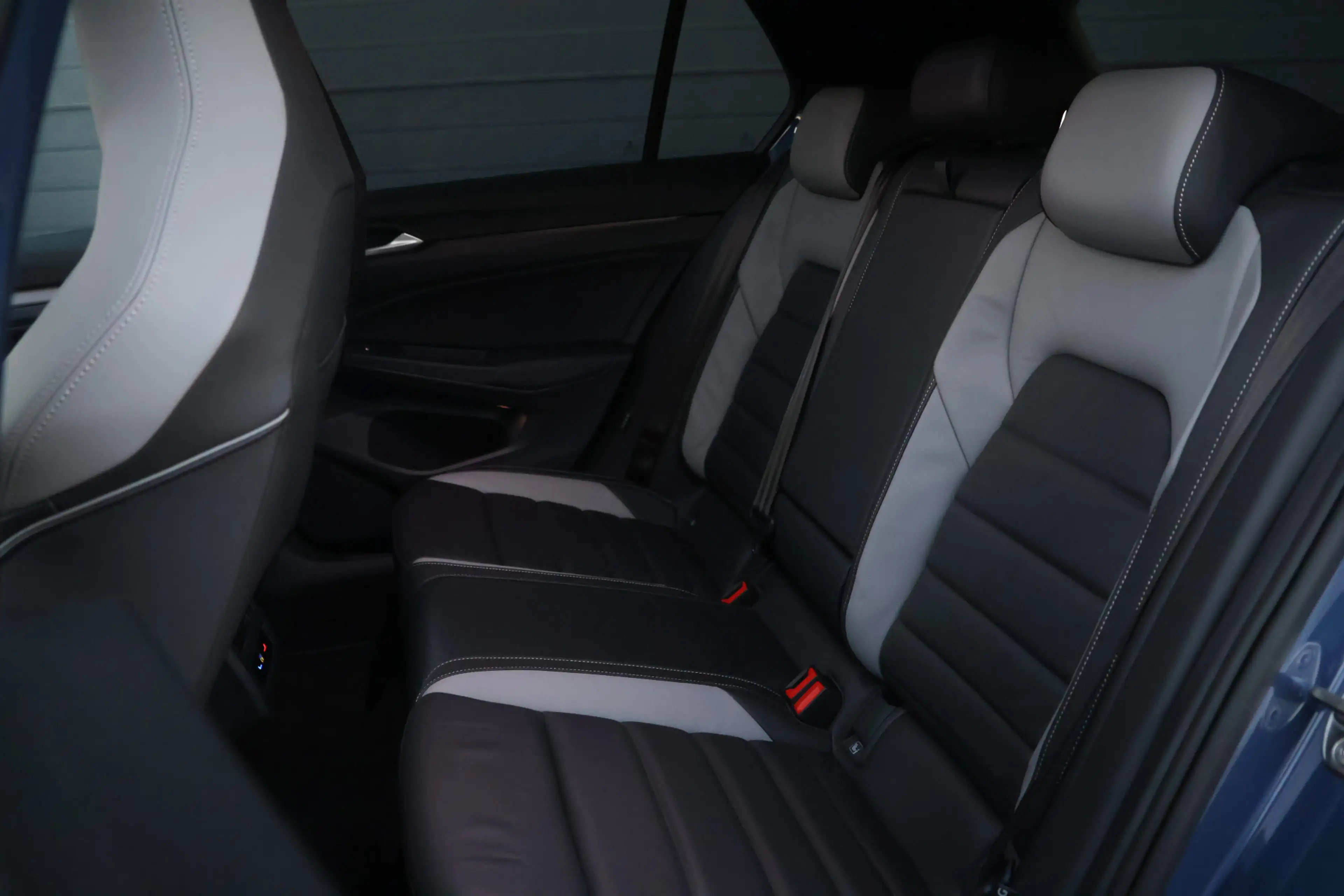 Volkswagen Golf GTE 1.5 eHybrid 272pk Pano/Leder/IQ.Light/360/Headup/D — photo 8