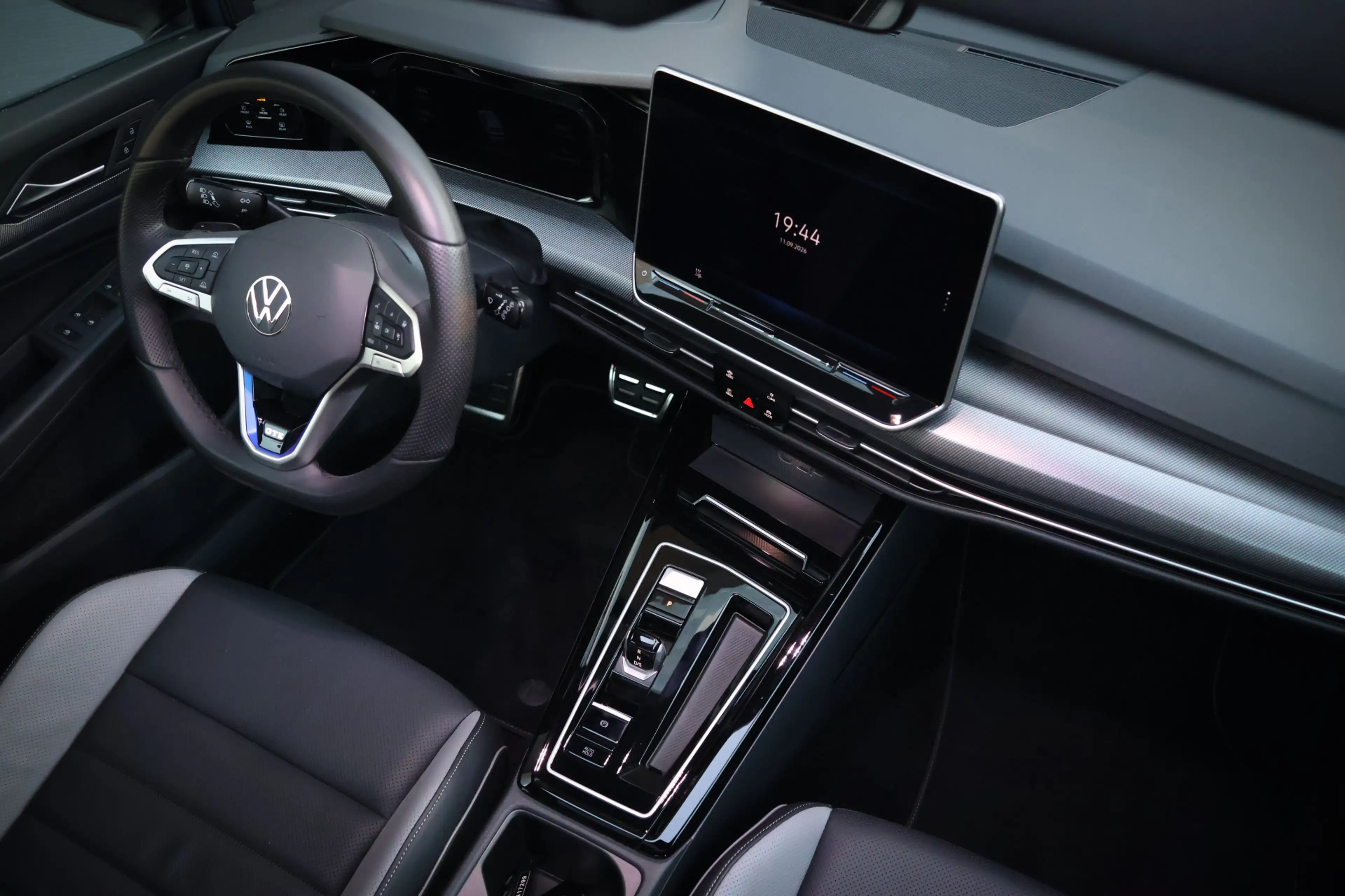 Volkswagen Golf GTE 1.5 eHybrid 272pk Pano/Leder/IQ.Light/360/Headup/D — photo 12