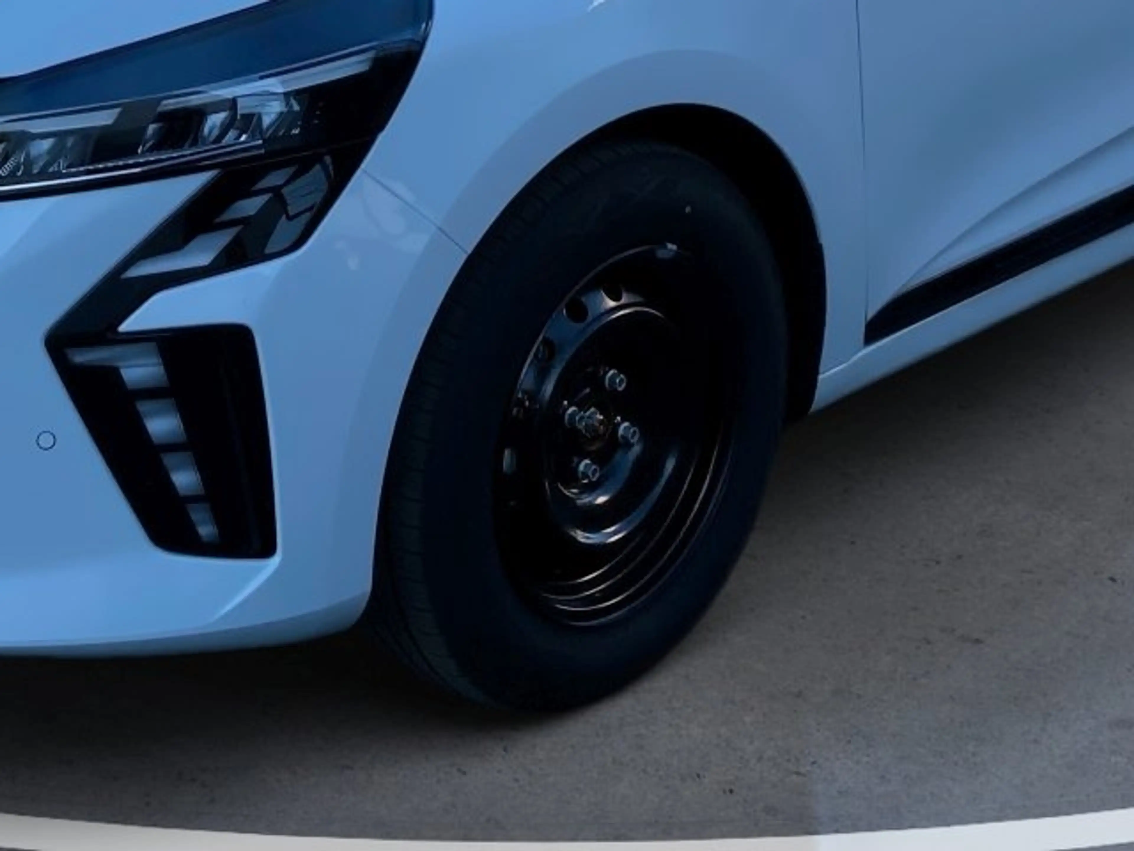 Mitsubishi Colt 1,0 MPI Turbo Invite C26 — photo 8