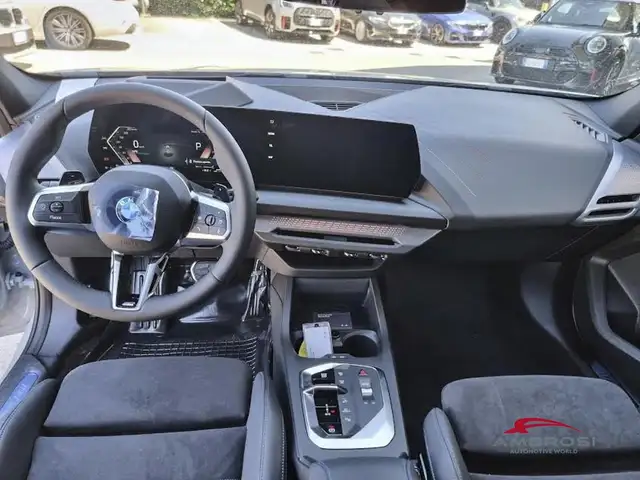 BMW 1 Series view 9