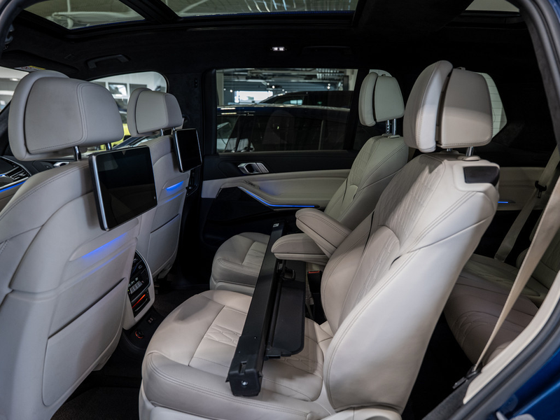 BMW X7 xDrive40i M-Sport PANO HUD 360° LASER LED — photo 9
