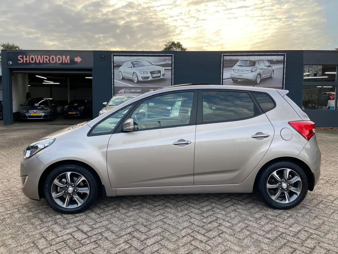 Hyundai iX20 1.4i Premium - 1e Eigenaar 22.297 Kilometer dealer Brun - 1