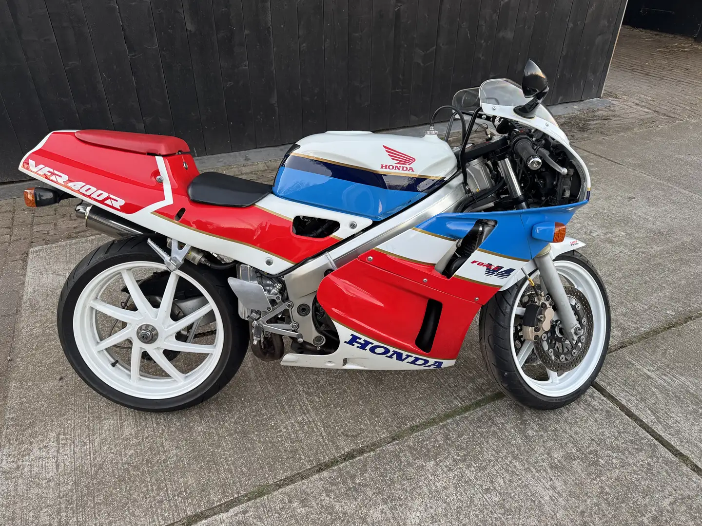 Honda VFR 400 - 2